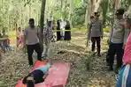 Jenazah-pria-ditemukan-tergantung-di-kebun-sawit-di-Aceh-Timur.jpg