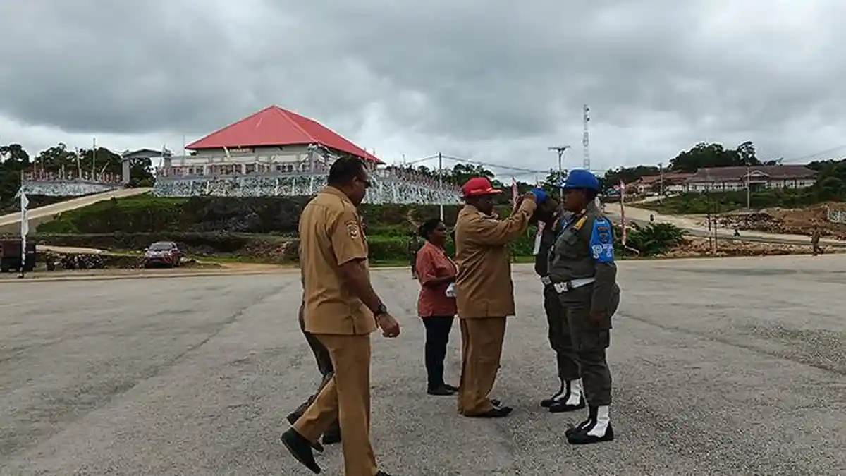 Penutupan Latsar dan Lanjutan Satpol PP Maybrat, Plt Sekda: Gaya Mereka Hampir Sama Kopassus 