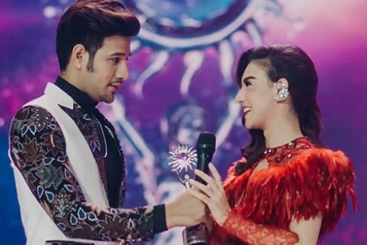 Jawaban Irish Bella saat Dilamar Ammar Zoni dengan Cara Romantis