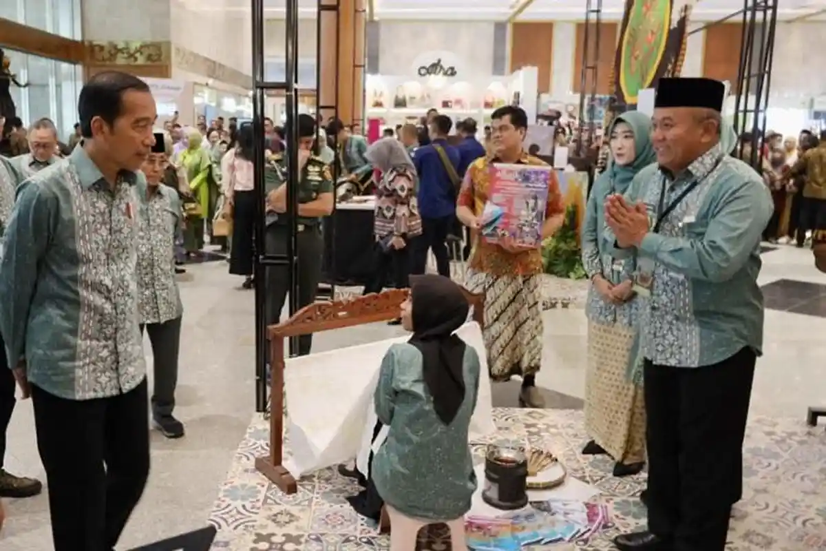 Ketua TP PKK Kota Pekalongan Inggit : Kehormatan Bagi Kota Pekalongan Jadi Icon utama dalam Inacraft