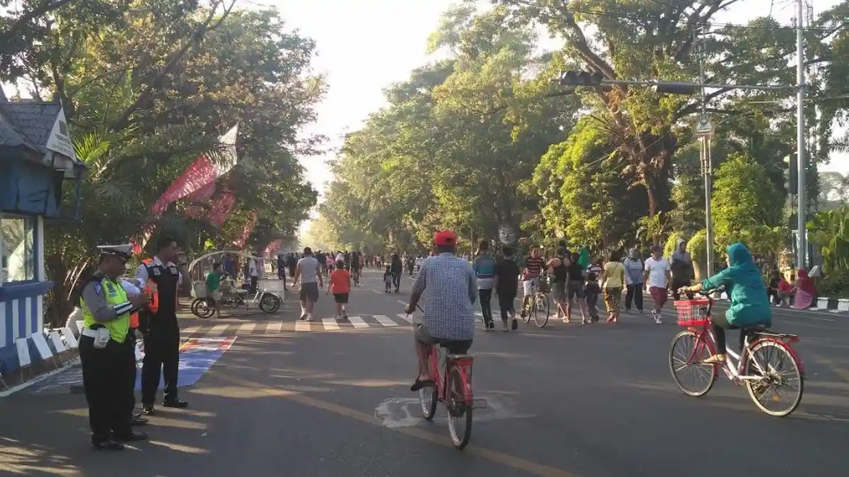 4 Pekan Libur, CFD Solo 