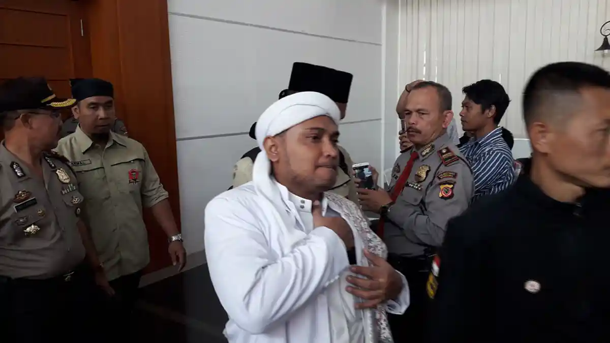 Pelapor Pertama Ahok dalam Kasus Penistaan Agama Hadir di Sidang Buni Yani