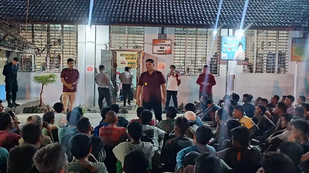 Gerebek Blok Hunian WBP, Petugas Lapas Tebingtinggi Sita Beragam Barang Ilegal