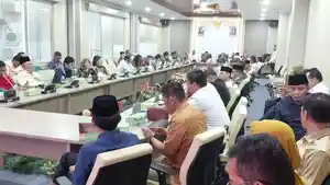 DPRD-Batam-KPK.jpg
