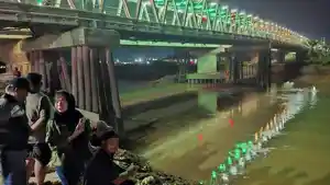 warga-Atam-saksikan-operasi-pencarian-pemancing-jatuh-ke-sungai.jpg