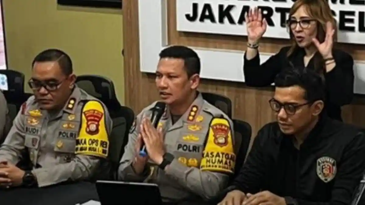 Polisi Jelaskan Kematian Alex, Sempat Ijin ke WC dan Pinjam Celana Panjang