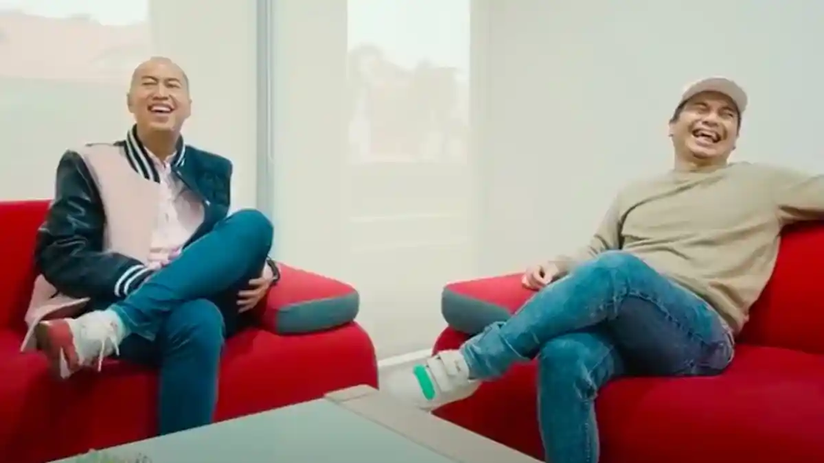 Raditya Dika Jadi Takut Setelah Tahu Penyebab Pandji Pragiwaksono Botak