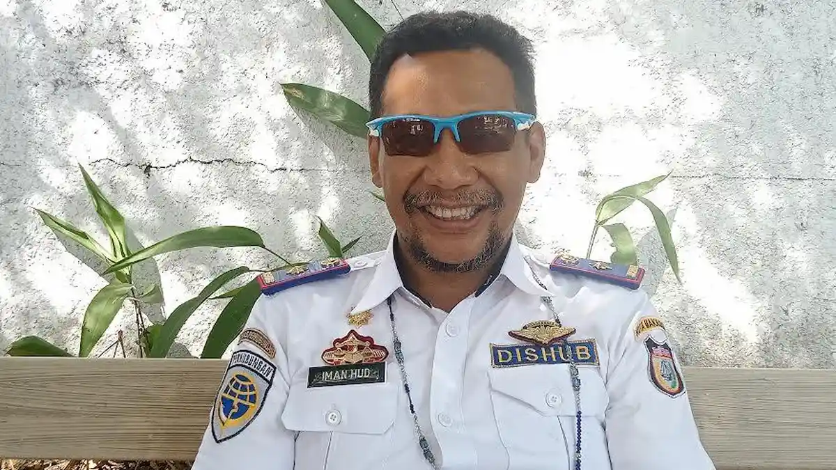 BREAKING NEWS: Kepala Dinas Perhubungan Makassar Iman Hud Ditahan di Kejati