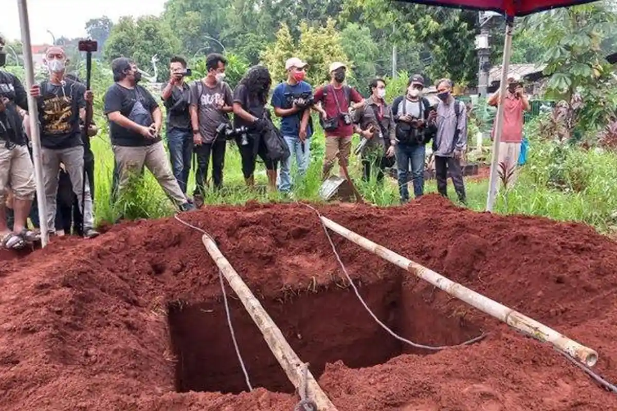 Vanessa Angel dan Bibi Ardiansyah Akan Dimakamkan Satu Liang Lahat