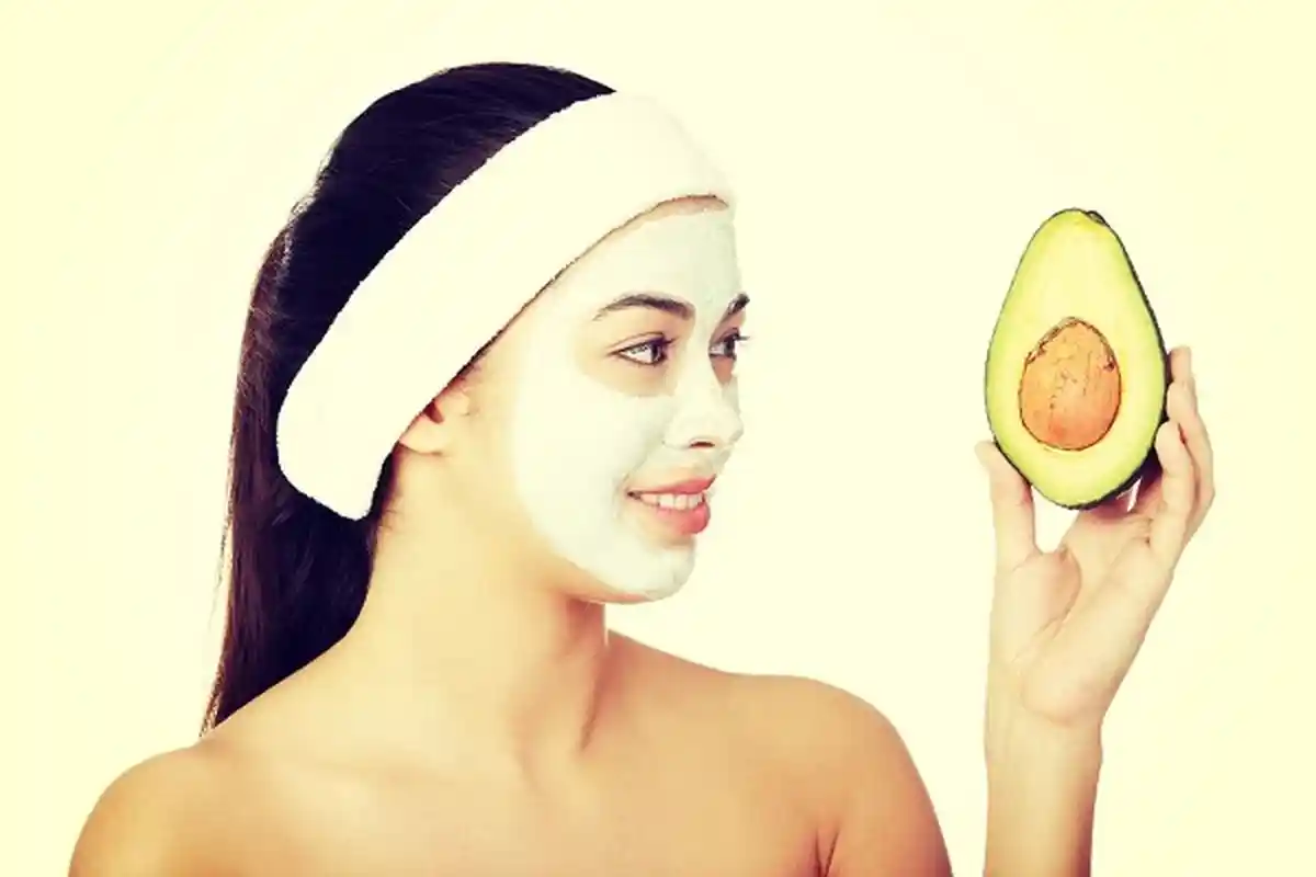Cegah Penuaan dan Atasi Kulit Kering Dengan Masker Alpukat, Begini Cara Membuatnya