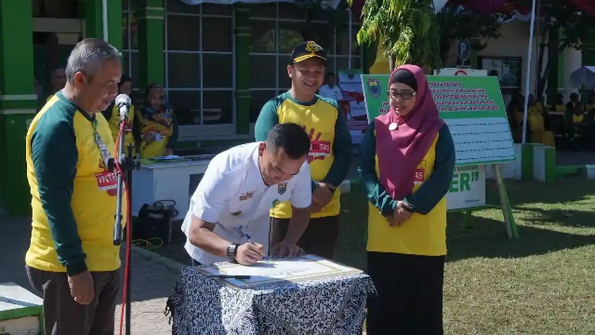 Tandatangani Zona WBK dan WBBM, Bupati Wihaji Minta RSUD Kalisari Batang Tingkatkan Pelayanan