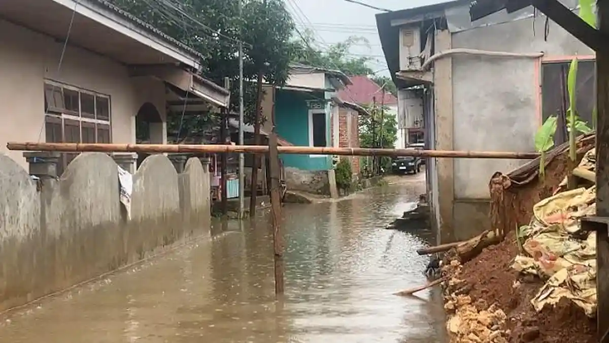 Curah Hujan Tinggi, Banjir Kembali Rendam Rumah Warga di Kecamatan ...
