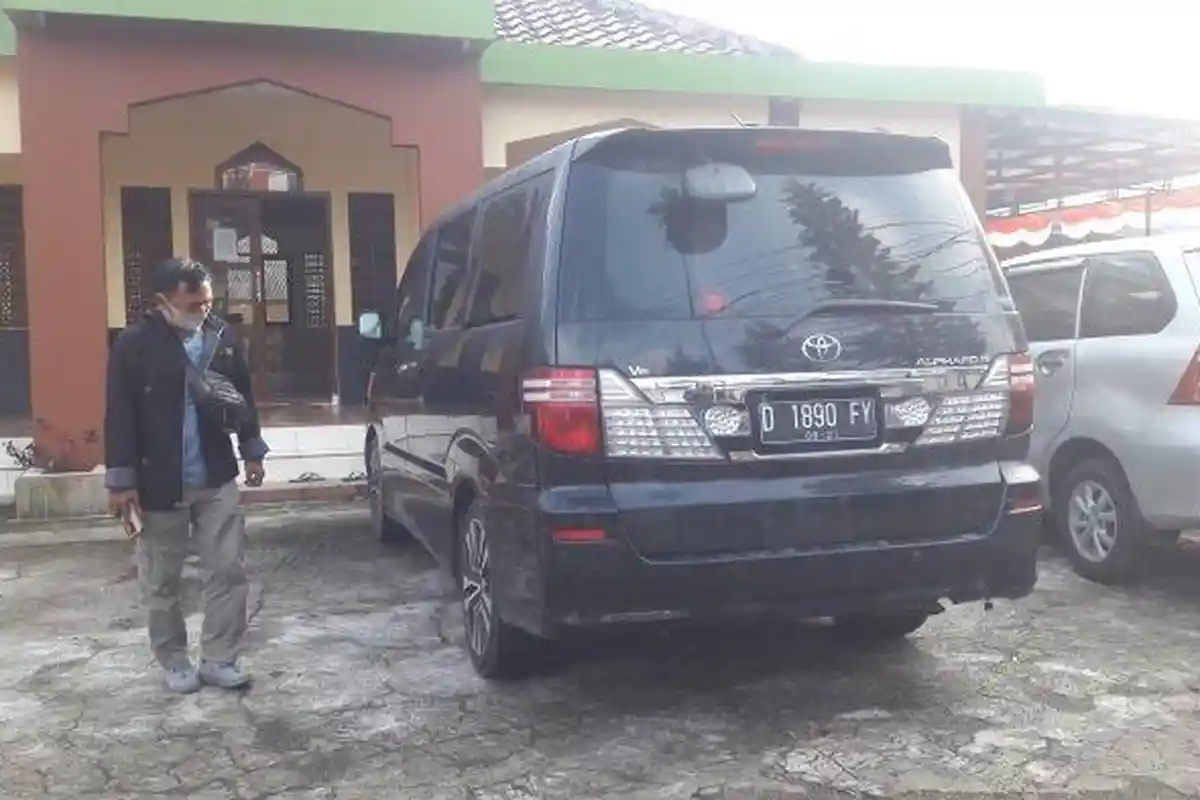 Tak Ikhlas Mobil Dipakai Istri Muda Yosef, Yoris Ungkap Sumpah Tuti Sebelum Tewas di Bagasi Alphard