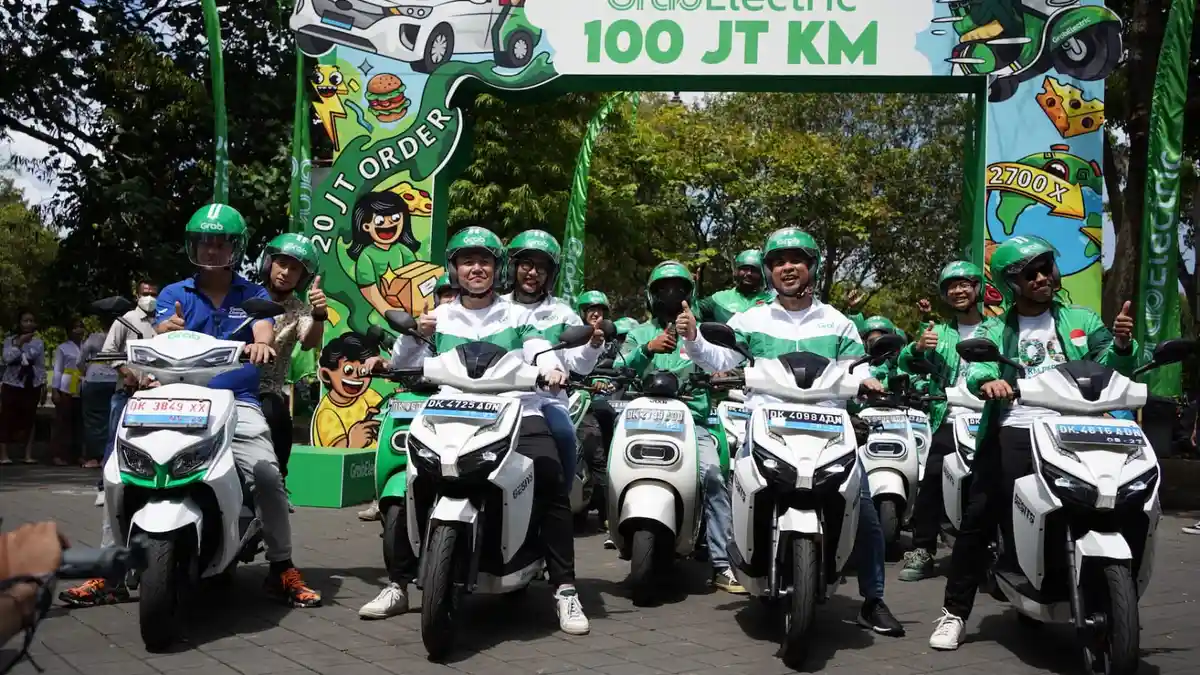 Tempuh 100 Juta Kilometer, Grab Electric Setara Kelilingi Dunia Sebanyak 2.700 Kali