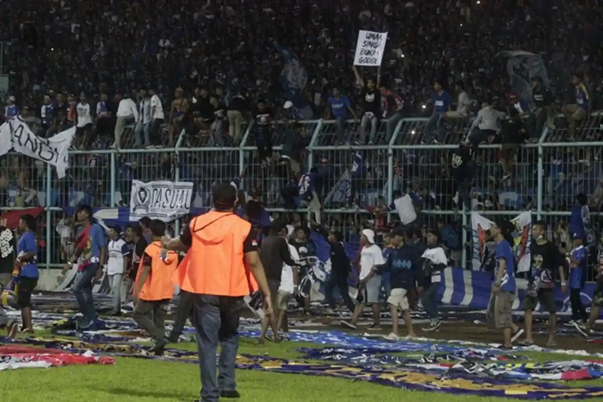 Ternyata Ini Penyebab Kisruhnya Laga Arema vs Persib, hingga Menohoknya Komentar Bobotoh
