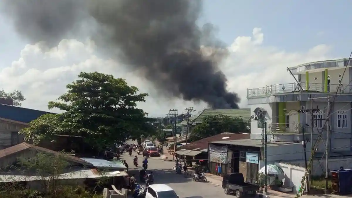 Dibantu TNI dan Polri Serta Tetangga, Rumah Mukjizat Selamat dari Kebakaran
