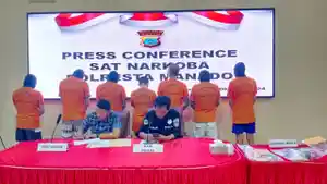 Konferensi-pers-terkait-penanganan-kasus-narkotika-dan-psikotropikalo0.jpg