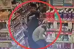 Dosen Parepare Terekam CCTV Lecehkan Wanita di Minimarket