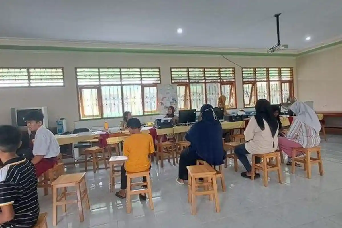 Verifikasi Kartu Keluarga untuk Daftar PPDB SMP Jakarta 2024, Ini Syarat dan Cara Pengajuan Akun