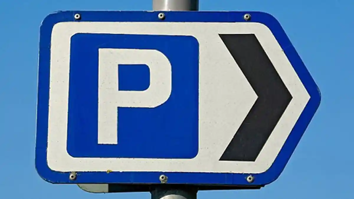 Ingin Mudik Tanpa Takut Kecurian?  Warga Bisa Titipkan Motor dan Mobil di Polsek Simokerto, Gratis!