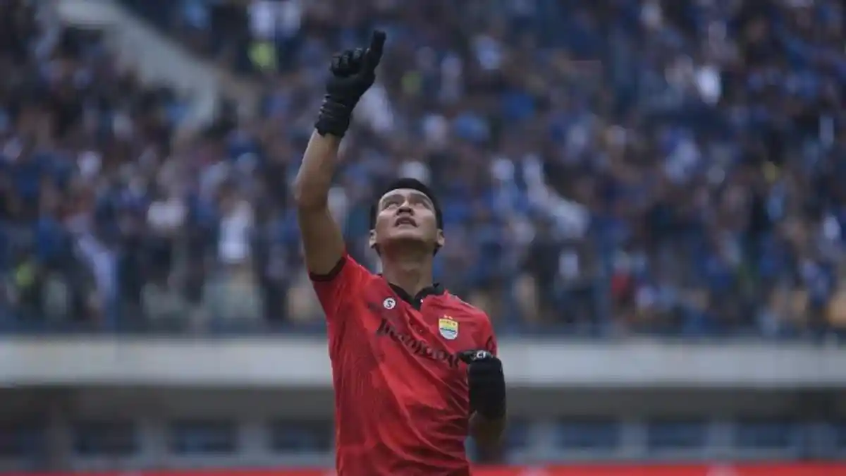 2 Sosok Kiper Persib yang Dirumorkan Hengkang Musim Depan, Maung Bandung Masih Cari Penggantinya