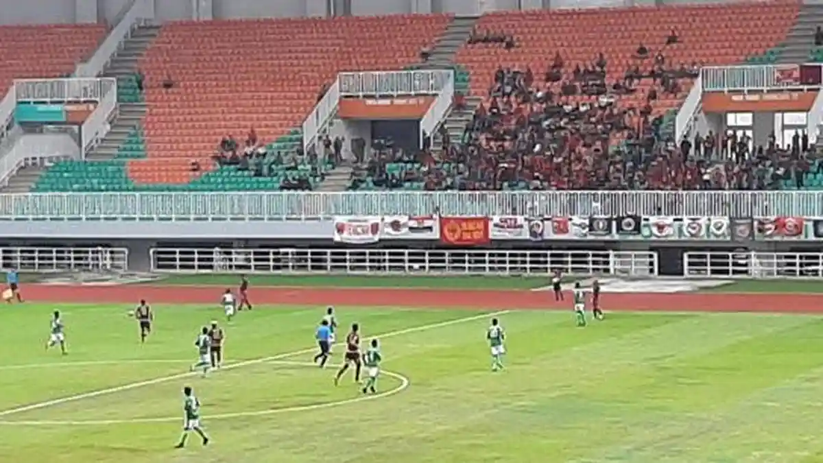 PSM Makassar Vs Lelanok United: Ratusan The Macz Man Nyanyikan Chants Khas