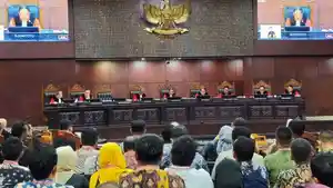 MK-tolak-permohonan-pasangan-Ruhamaben-dan-Shinta-Pilkada-Tangsel-2024.jpg
