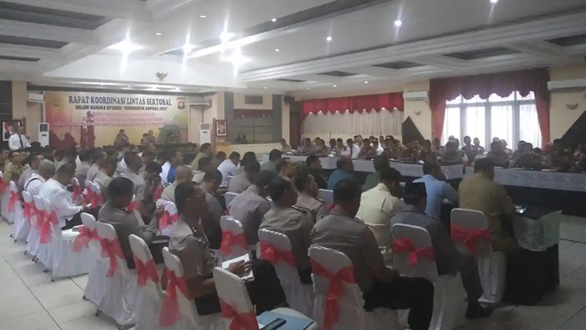Polda Kalbar Kerahkan 2900 Personel Dalam Operasi Ramadaniya 2017
