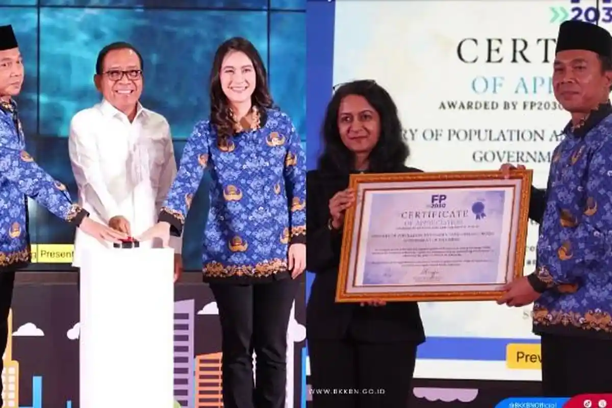 Menteri Kependudukan dan Pembangunan Keluarga Terima Penghargaan Internasional FP2030