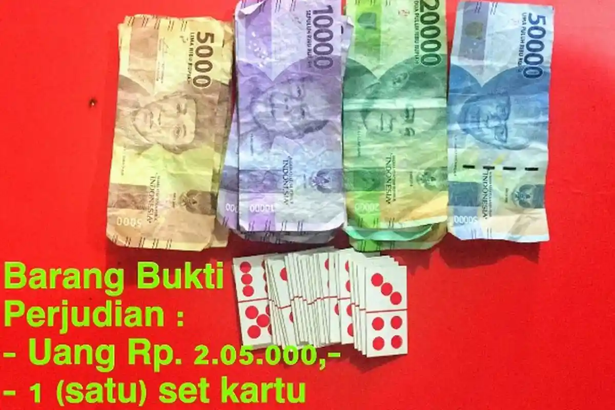 Jatanras Polresta Pontianak Ringkus Tukang Parkir dan Supir Oplet Saat Berjudi