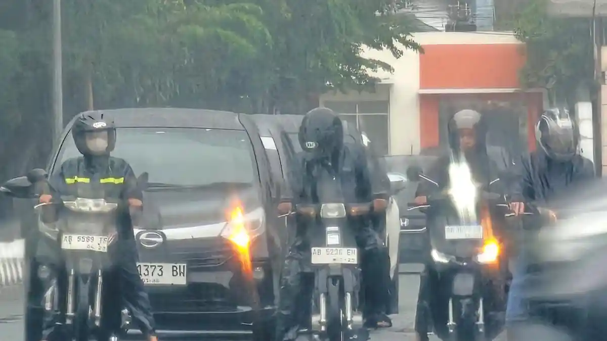 Waspada Lonjakan Cuaca Ekstrem Seiring Peralihan Musim di DIY