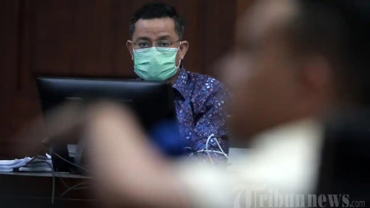 Juliari Batubara Dinilai Pengecut, Hakim Beri Label Tak Ksatria Karena Sangkal Korupsi Dana Bansos