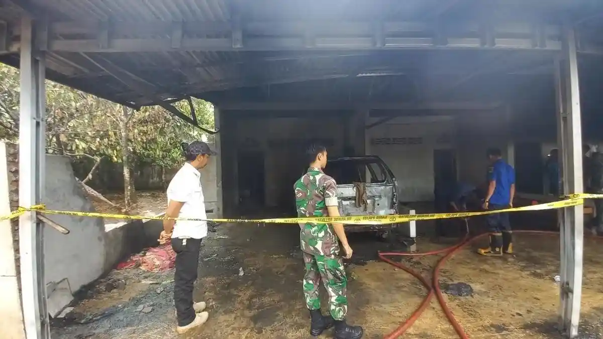 Fakta Baru Kebakaran Bedengan 4 Pintu di Bengkulu Selatan, Api Bersumber dari Mobil