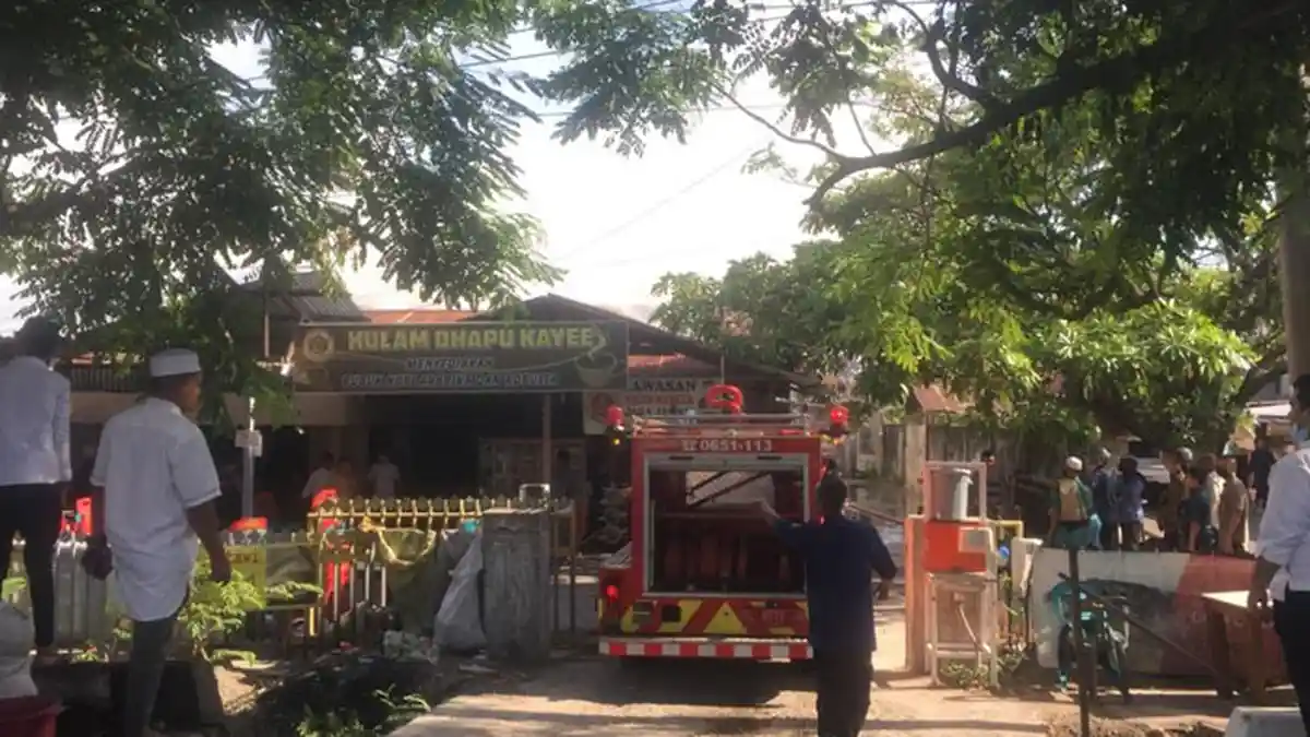 Duka di Hari Raya Idul Fitri, Dapur Kafe Kulam Kupi di Kuta Alam Terbakar Usai Sholat Ied