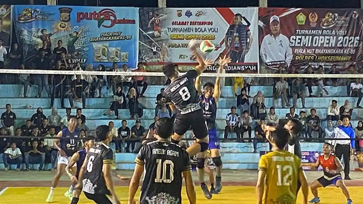 Bantai Vanguard, Aneuk Agam VC Segel Tiket Final Turnamen Voli HUT Bayangkara - Serambinews.com
