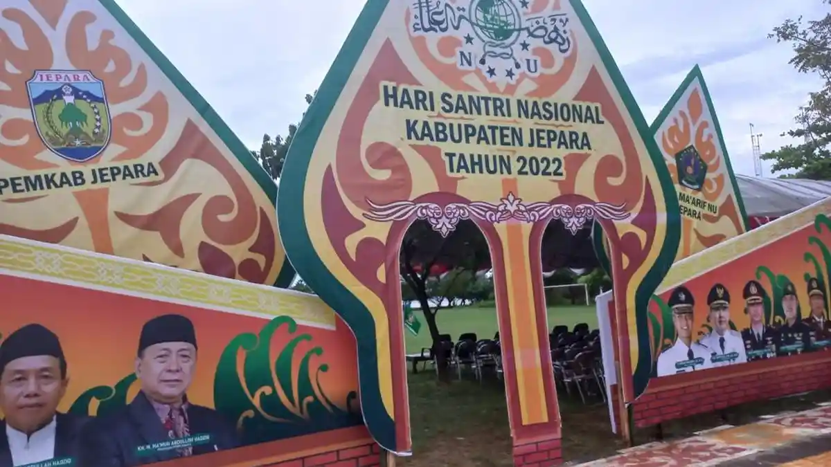 Ganjar akan Pimpin Apel Hari Santri Nasional 2022 di Jepara, KH Khayatun: Insya Allah