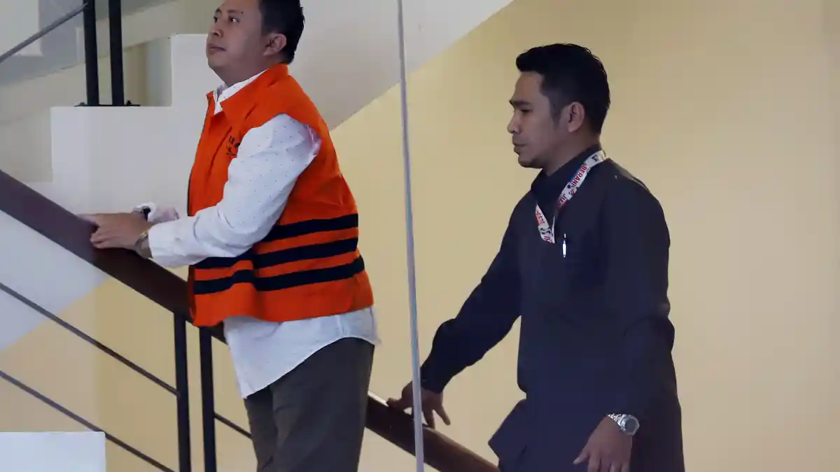 Anggota PDIP Saeful Bahri Divonis 1 Tahun 8 Bulan Penjara