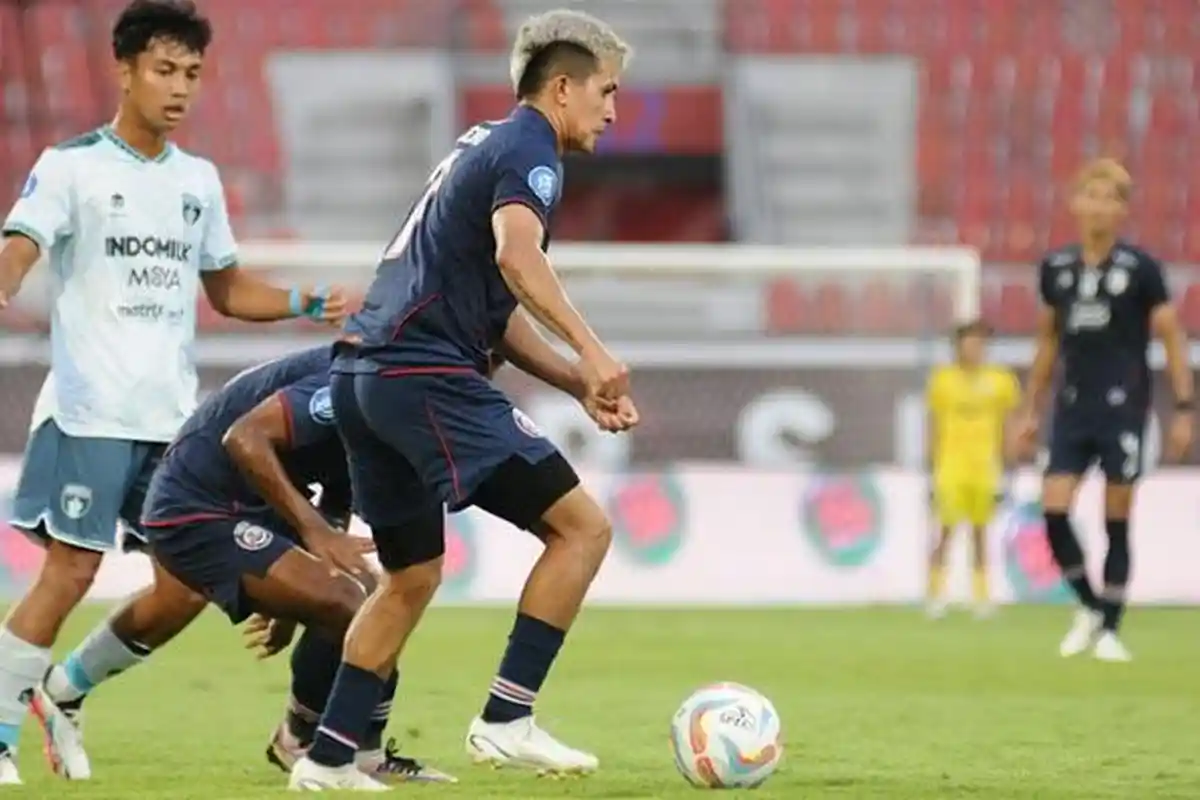 Gagal Menangi Laga Arema FC vs Persita Tangerang, Fernando Valente Beberkan Kondisi Skuad Singo Edan