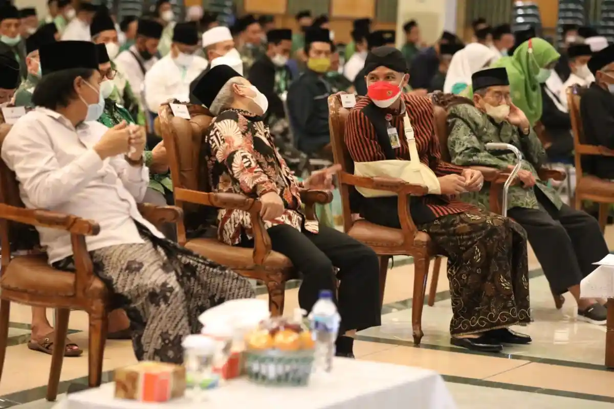 WAWANCARA : Ketua PWNU Jateng, KH Muzamil : Merawat Jagat Membangun Peradaban