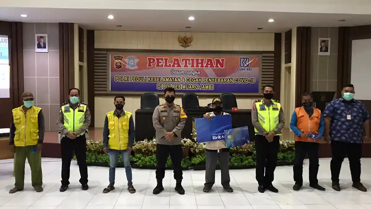 Kena Dampak Covid-19, Polres Muarojambi Buat Program Bantu Ojek Pangkalan