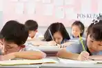 Siswa-SD-mengerjakan-soal-ujian.jpg