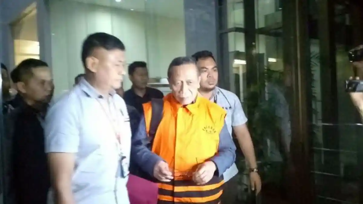 Tak Cuma Rp 1,8 Miliar, KPK Juga Sita Uang Asing dan 1,9 Kg Emas dalam OTT Anggota DPR