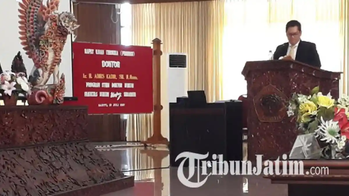 Sidang Doktor Anggota DPR RI Adies Kadir, Penguji Tak Hanya Bertanya, Tapi Juga Minta Hal Ini