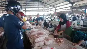 harga-ayam-potong-di-pasar-tradisional-atambua-naik-sejak-sebulan-terakhir.jpg