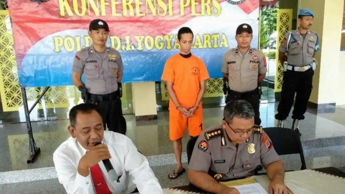 Mahasiswa Sebar Video Asusila kepada Orangtua Mantan Pacar, 1 Dus Obat Kuat Ikut Disita