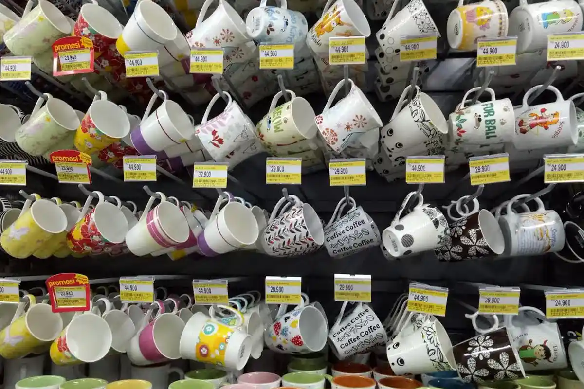 Gelas Karakter Unik Mulai Rp 12 Ribuan di Hypermart