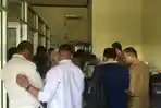 Pemilik Mobil Ngeluh Antre Lama Daftar QR Code di SPBU Mamuju