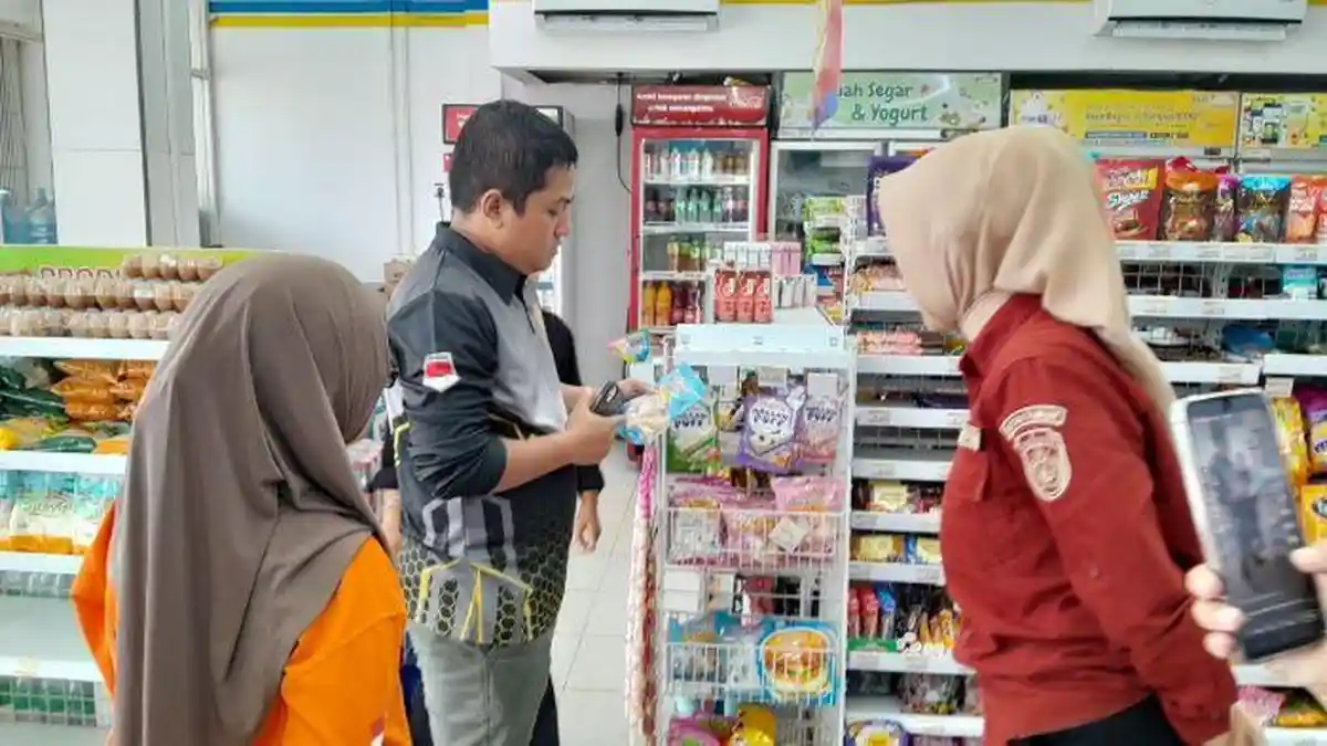 Disperindag Kutim Sidak Produk Marshmallow Terindikasi Mengandung Babi di Sangatta