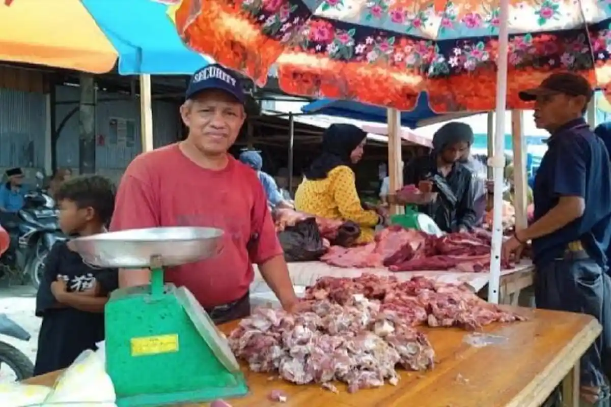 Harga Daging Sapi di Pasar Anduonohu Kendari Naik Dibanderol Rp150 ribu Per Kilo H-1 Idul Adha 2023