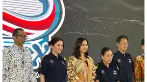 foto-terbaru-Wakil-Menteri-Pariwisata-Republik-Indonesia-Ni-Luh-Enik-Ermawati.jpg